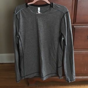 Men's Lulu lemon long sleeved workout shirt