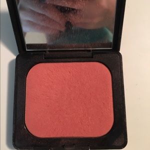 Kay Von D "bellisima" blush