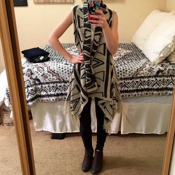 MUST GO! NEW Knit Vest