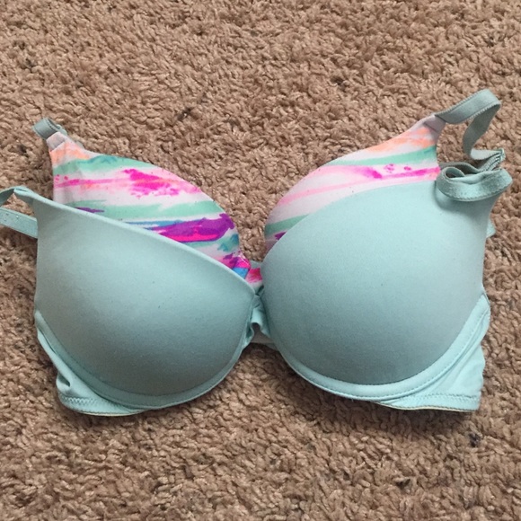 Pink push bras