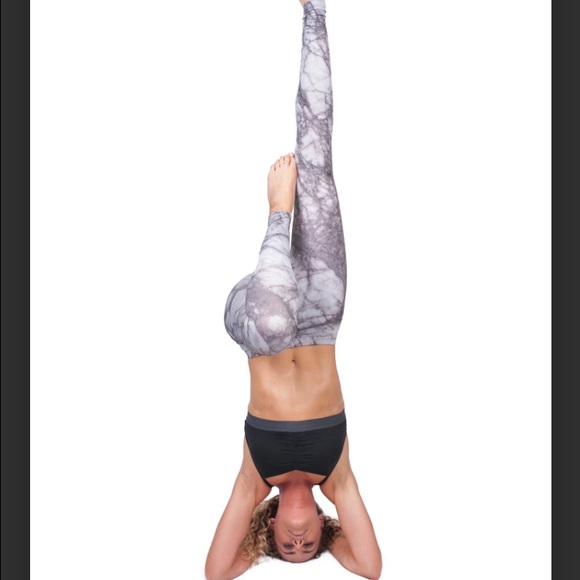 MYSTERY LEGGINGS - Picture 4 of 4