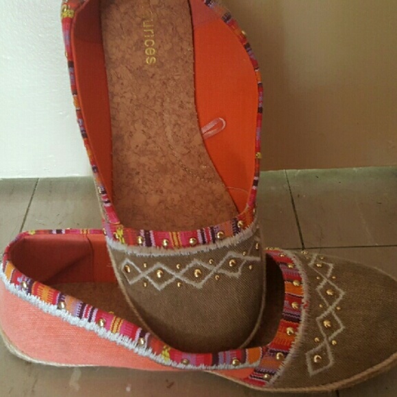 Size 9 Maurices flats