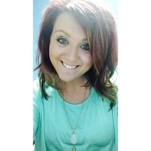 Meet your Posher, Larissa