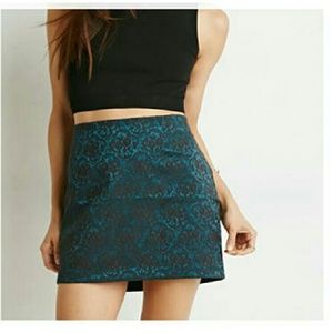 SLEEK PENCIL  MINI SKIRT
