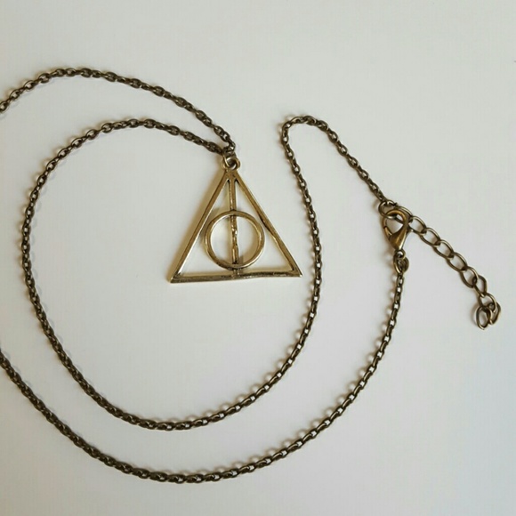 NWT Harry Potter the Deathly Hallows Triangle Signal Sign Hogwarts Movie - Picture 3 of 4