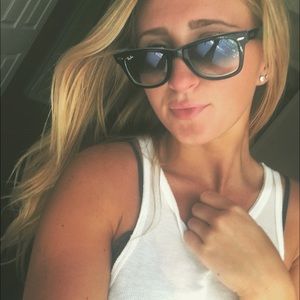 Wayfarer Ray bans (unisex)