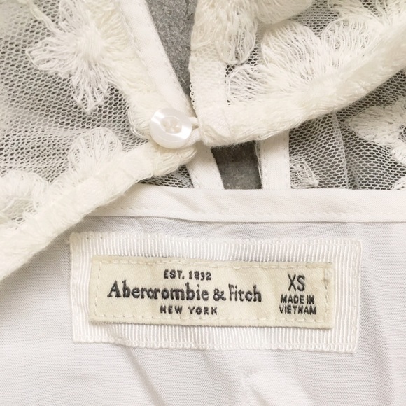 ❌S O L D in a Bundle❌Floral Lace Sun Dress⭐️HP⭐️ - Picture 4 of 4