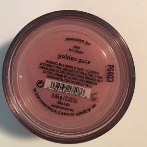 Bare minerals blush "golden gate"
