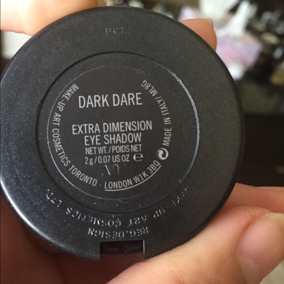 Mac eyeshadow - Picture 3 of 4