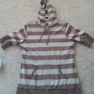 1/4 sleeve full zip lightweight shirt