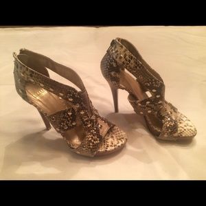 Stuart Weitzman Heels