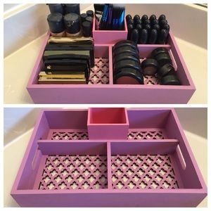Makeup organizer