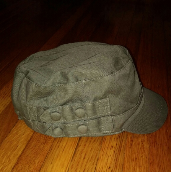 hat short brim