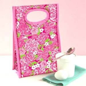 Lilly May flower lunchbox