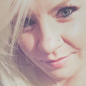 Meet your Posher, Roni