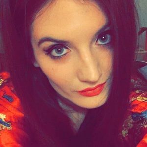 Meet your Posher, Jenny