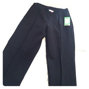 Lilly Pulitzer- size medium dress/travel pants