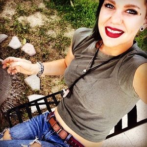 Meet your Posher, Amber