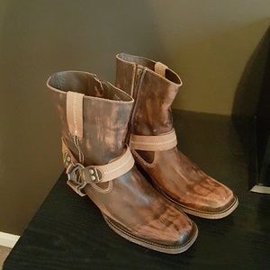 Bed| Stü Western Boots