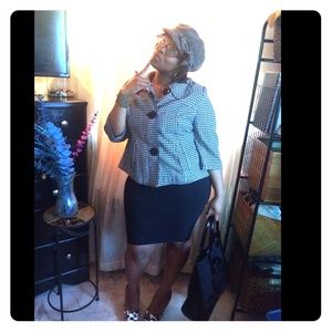 A beautiful spring jacket cute for any occasion!