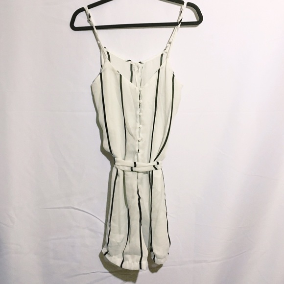 White nautical stripe romper shorts back tie - Picture 2 of 4