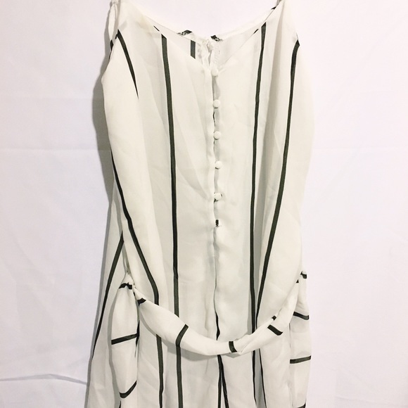 White nautical stripe romper shorts back tie - Picture 3 of 4