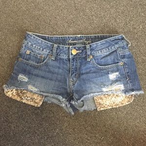 Low rise American Eagle shorts