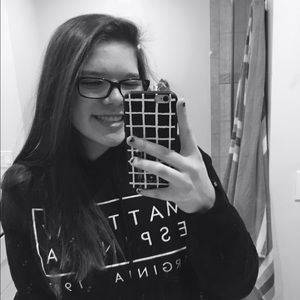 Meet your Posher, Hannah