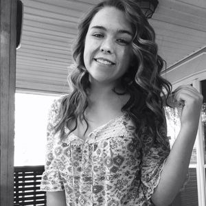 Meet your Posher, Breanna