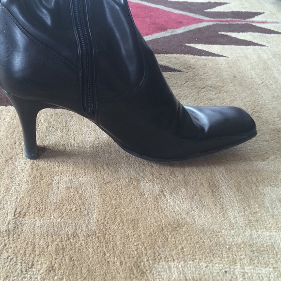 Boots - Picture 2 of 4