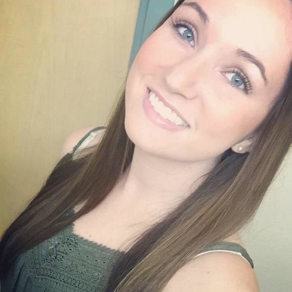 Meet your Posher, Lindsey