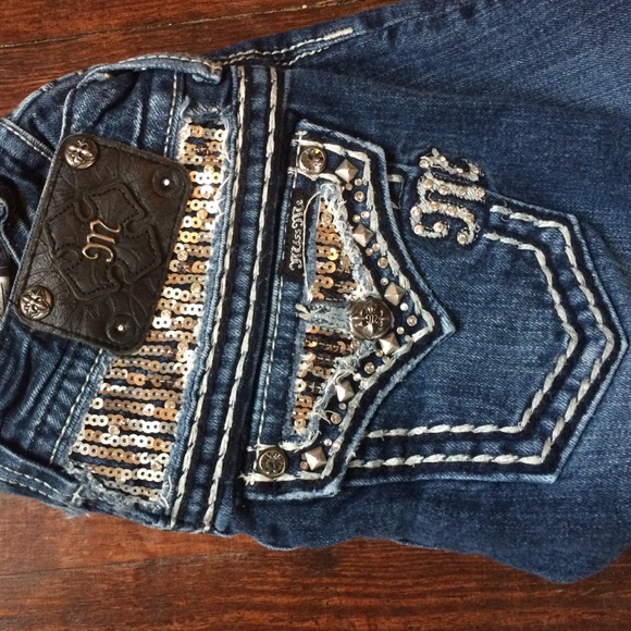 Miss Me 26 short Flare Jeans