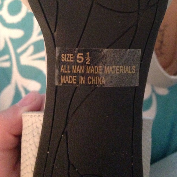 Pointy flats - Picture 2 of 2