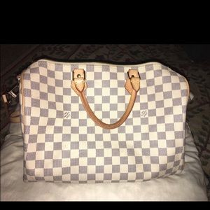 Louis Vuitton Speedy 30
