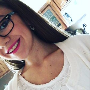 Meet your Posher, Haley