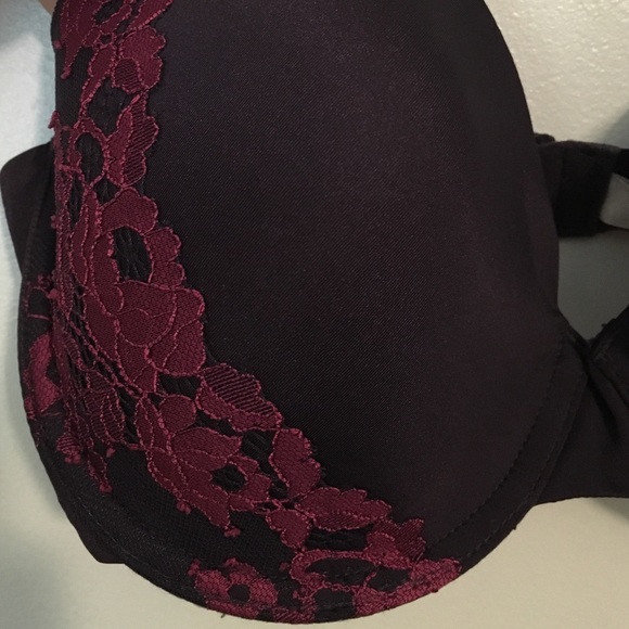 Wacoal 32DD Bra ❤️last chance❤️