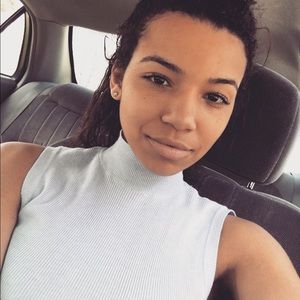 Meet your Posher, Briona
