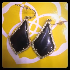 Black Kendra Scott Earrings!