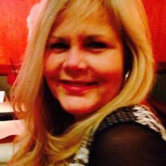 Meet your Posher, Linda - Picture 1 of 1