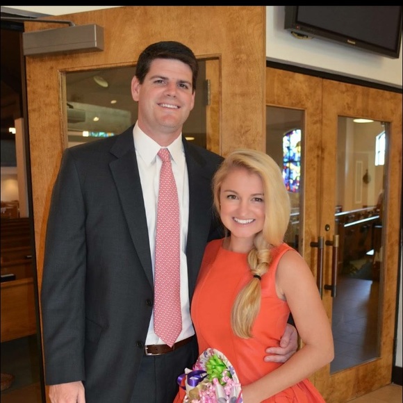 Meet your Posher, Paige - Picture 3 of 4