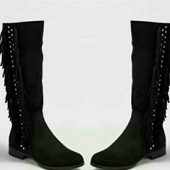 ๐โQUPID โBLACK KNEE HIGH FRINGED STUDDED BOOTS - Picture 3 of 5