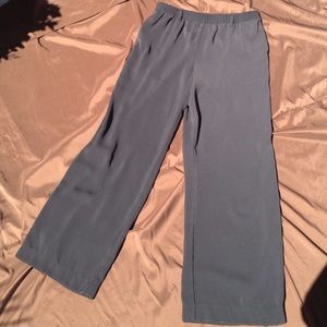Woman's Plus size Pants
