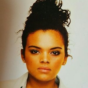 Meet your Posher, Kim