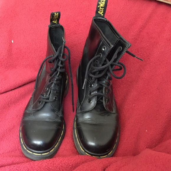 Dr Martens 1460 8 hole leather boots