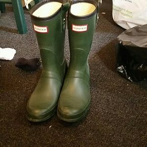 Short green matte hunter boots
