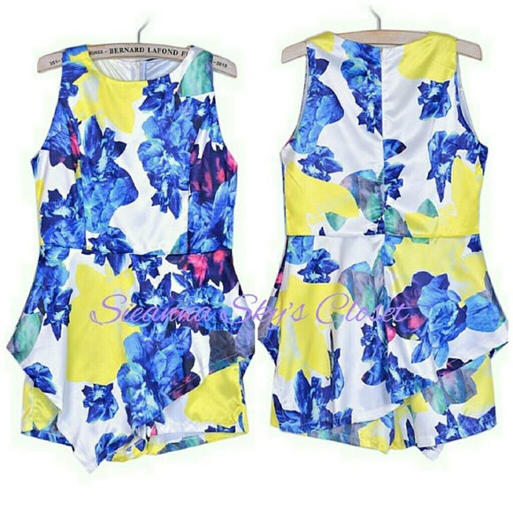 NWOT Floral print jumpsuit shorts - Picture 2 of 4