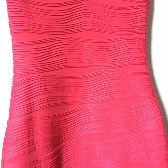 LF Red Bodycon Dress - Picture 3 of 4