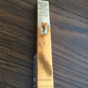 Mascara #5