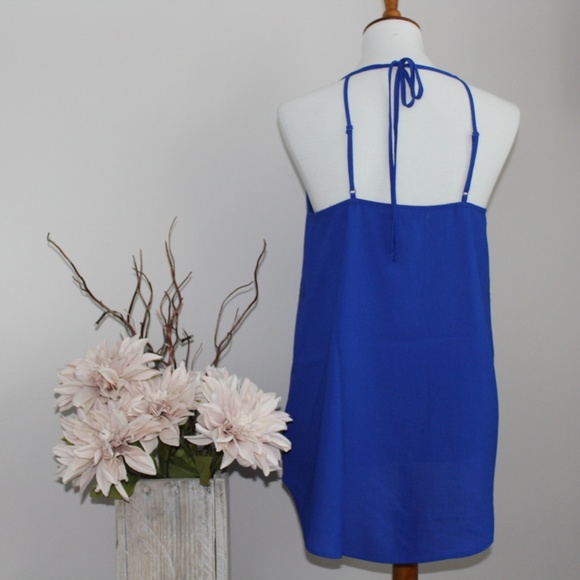 Cut Out Detail Tank - Picture 3 of 5