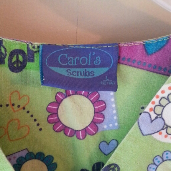 Scrub Top - Picture 3 of 3